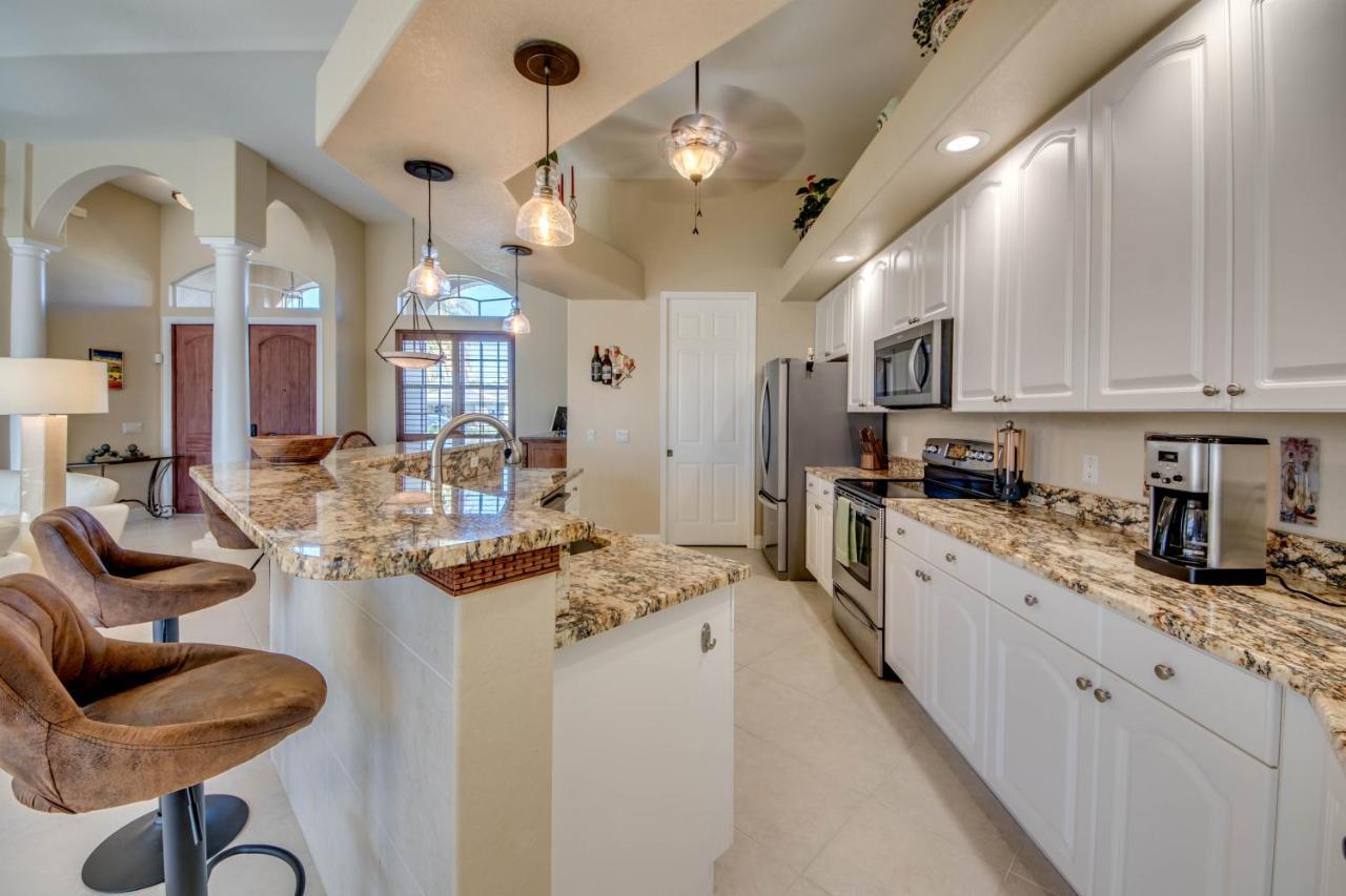 Villa-Haze, Lots Of Privacy, Solar & Electric Heated Pool And Spa Cape Coral Eksteriør bilde