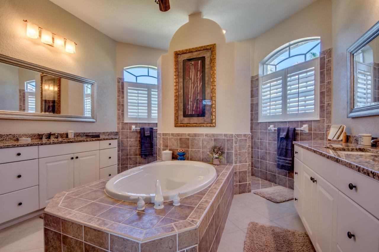 Villa-Haze, Lots Of Privacy, Solar & Electric Heated Pool And Spa Cape Coral Eksteriør bilde