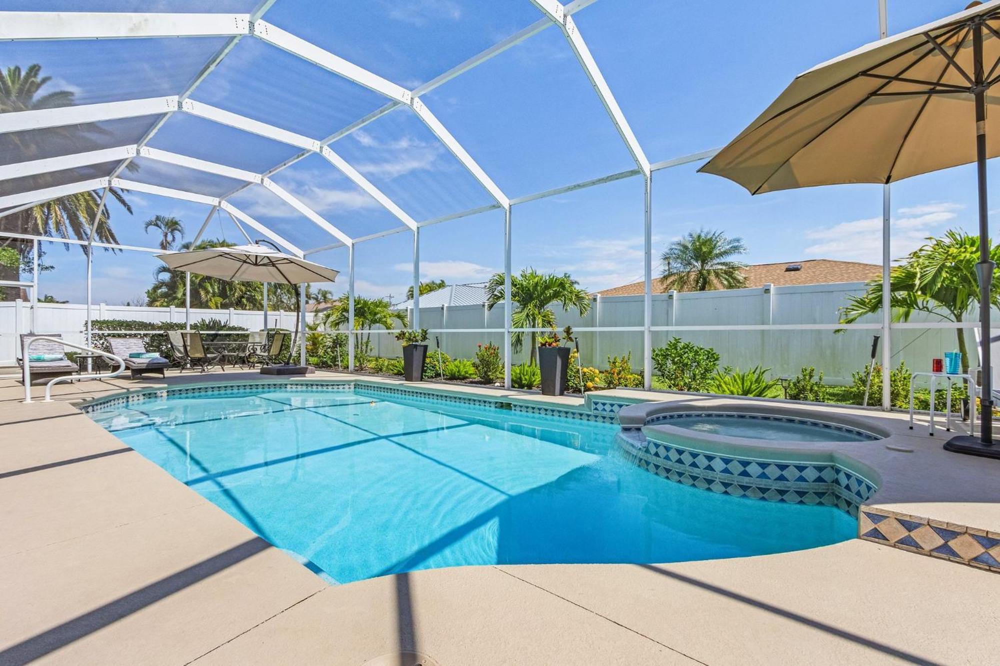 Villa-Haze, Lots Of Privacy, Solar & Electric Heated Pool And Spa Cape Coral Eksteriør bilde